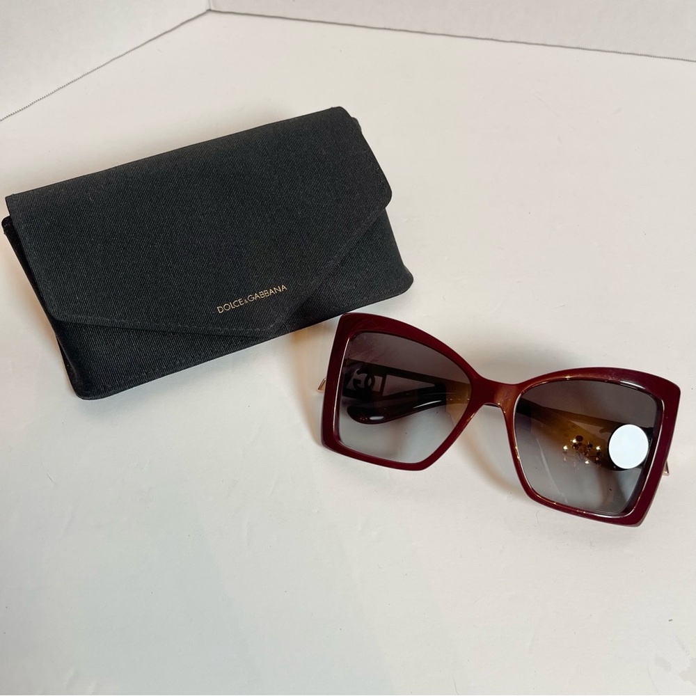 Dolce & Gabbana | DG6141 Oversized Cat Eye Sunglasses